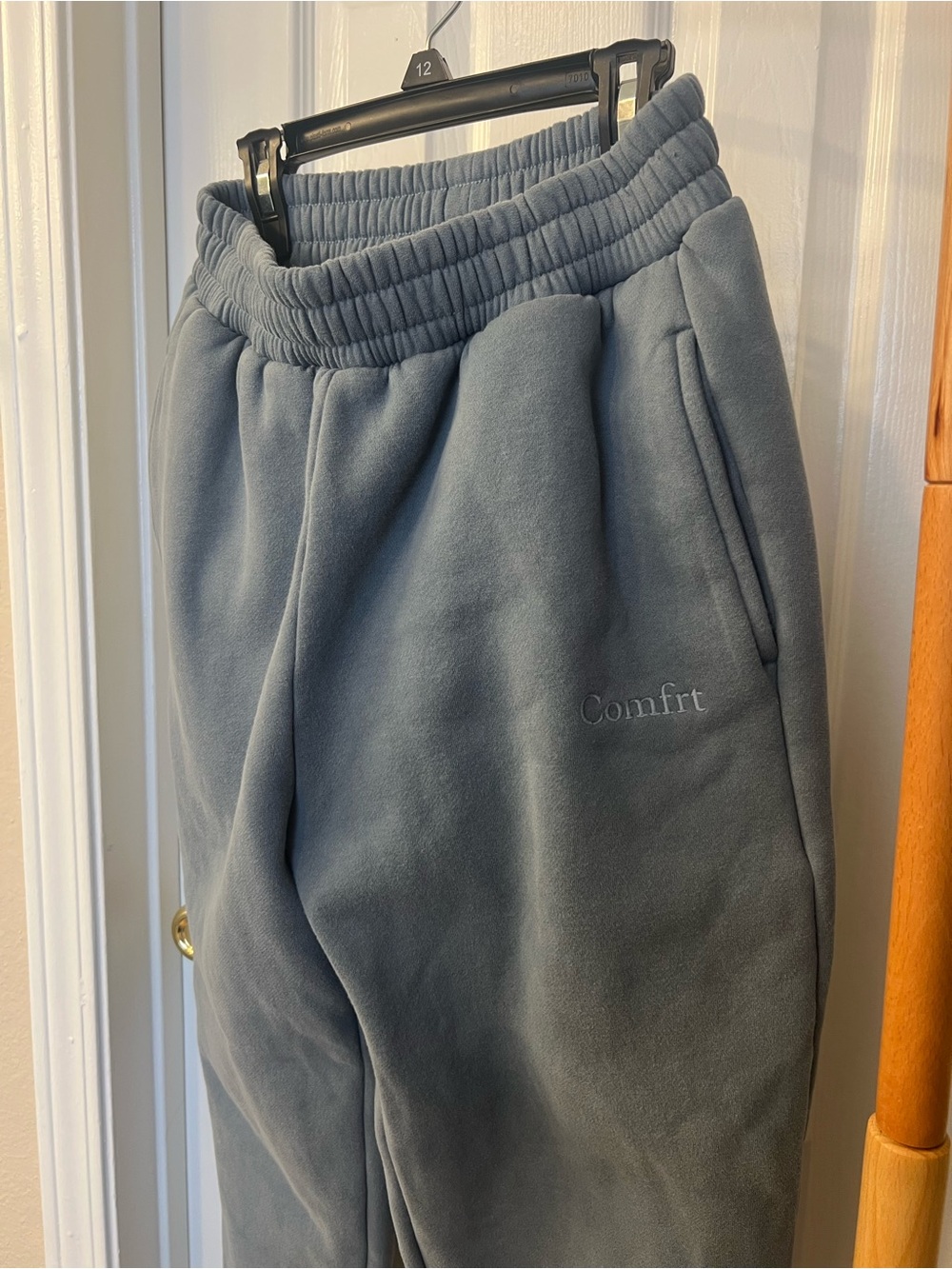 Comfrt dusty blue sweatpants - Picture 2 of 6